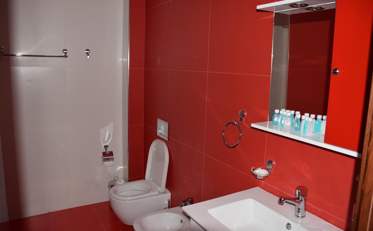 Hotel Pogradeci 2 Tushemisht Buitenkant foto