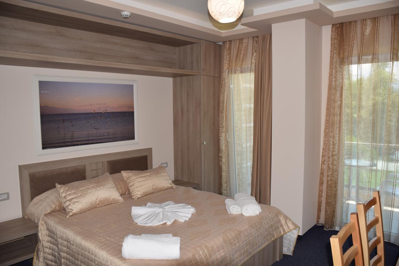 Hotel Pogradeci 2 Tushemisht Buitenkant foto